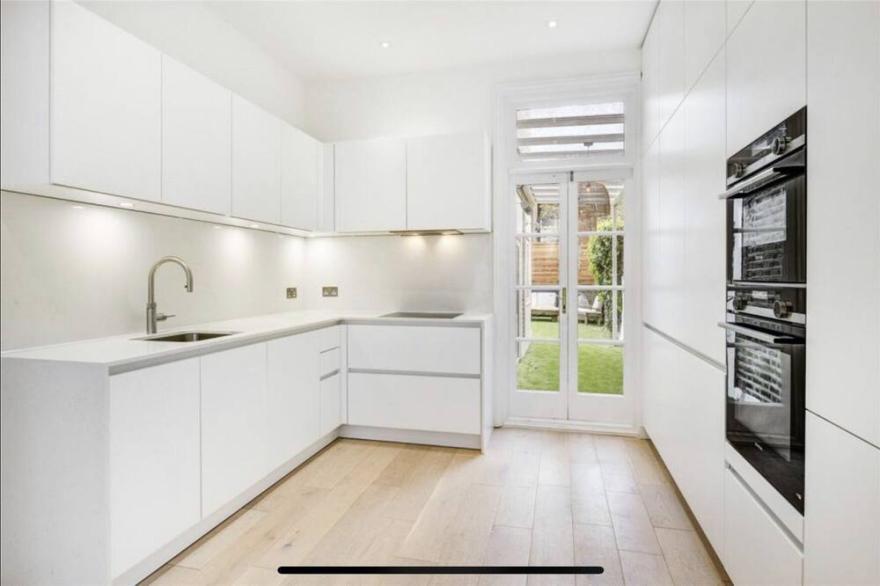 Stunning Family House in Perfect Location