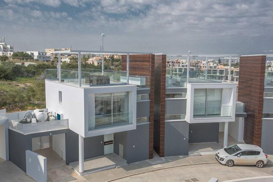 Protaras Holiday Villa OL23 - Brand New 2BDR Villa with Pool, Close to the Beach