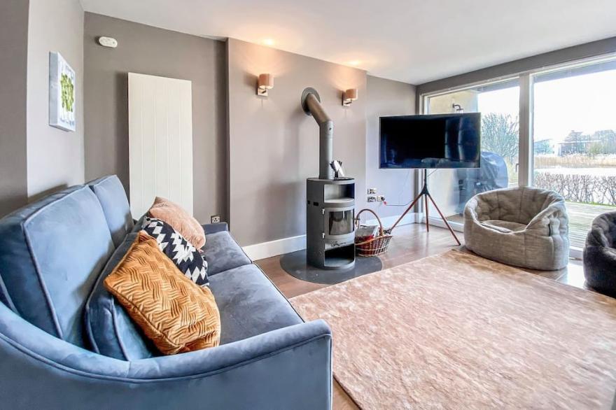 4 bedroom accommodation in South Cerney