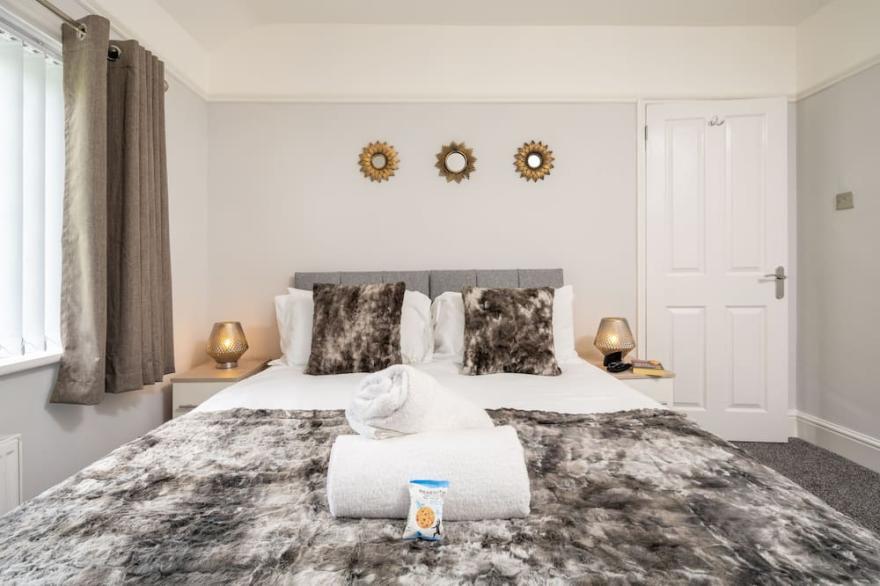 *New Exclusive* Luxury House near NEC, JLR, Resorts World, Birmingham Airport