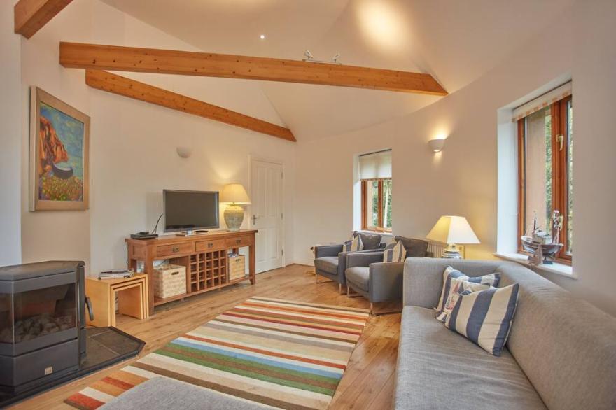 The New Roundhouse hosts a bespoke wraparound design with three floors, the next more charming than