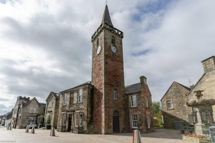 Kinross Residence - sleeps 6 guests in 2 bedrooms