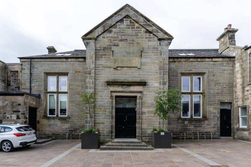 Kinross Residence - sleeps 6 guests in 2 bedrooms