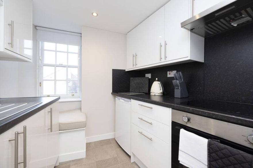 ALTIDO Stylish 2-bed flat near Perth Museum