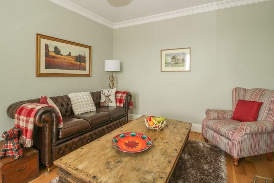 STAPLETON TOLL, pet friendly, luxury holiday cottage in Annan