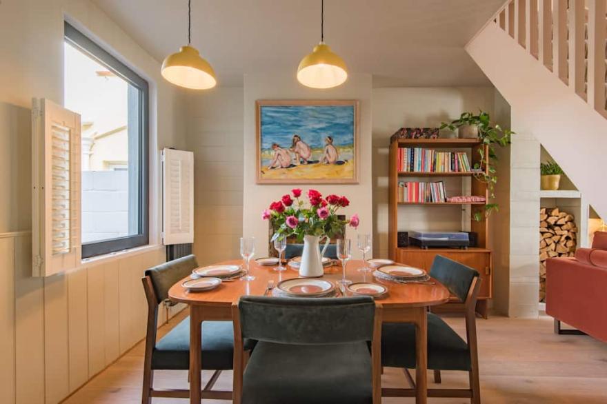 Beautifully designed, stylish holiday home, seconds from the beach