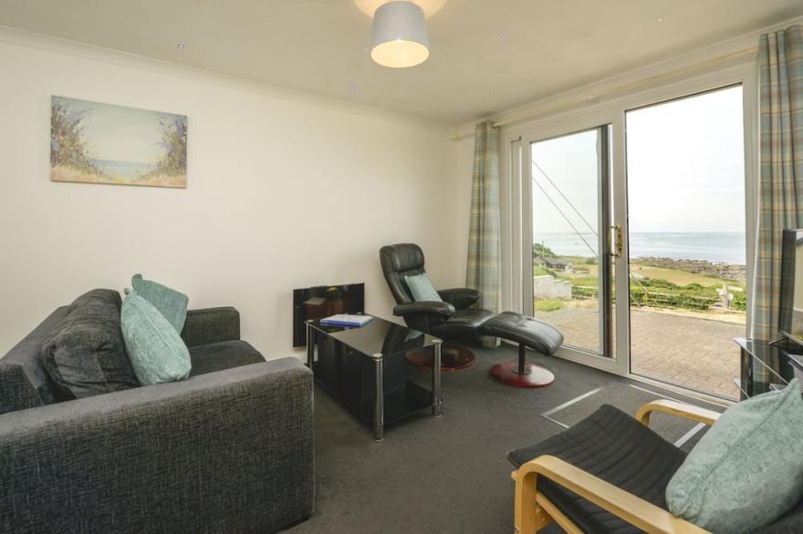 SOUNDVIEW, family friendly, country holiday cottage in Down Thomas