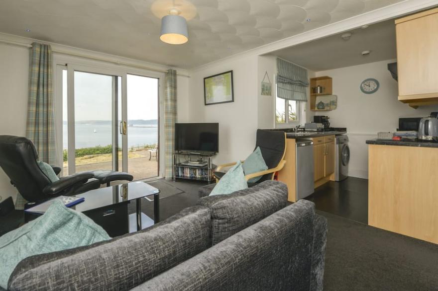 SOUNDVIEW, family friendly, country holiday cottage in Down Thomas