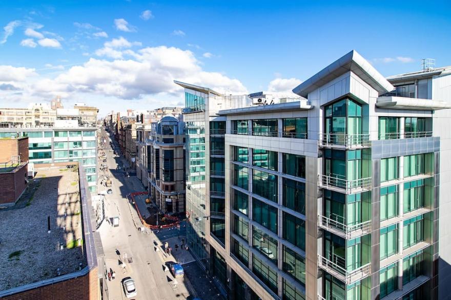 The Bridge - Two bedrooms, Central Location, Parking available