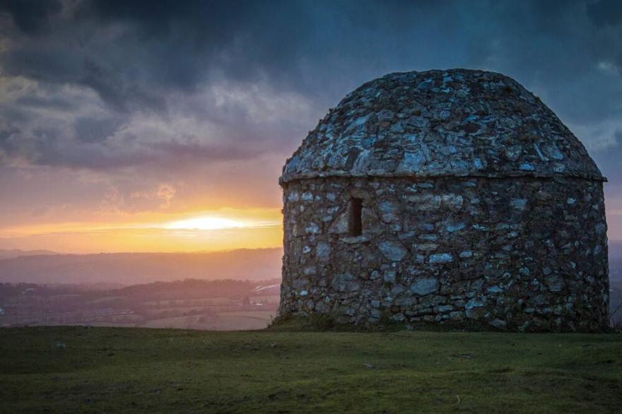 THE LINHAY, family friendly, luxury holiday cottage in Tiverton