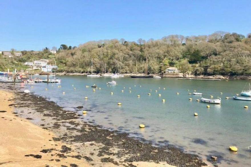 2 bedroom accommodation in Fowey