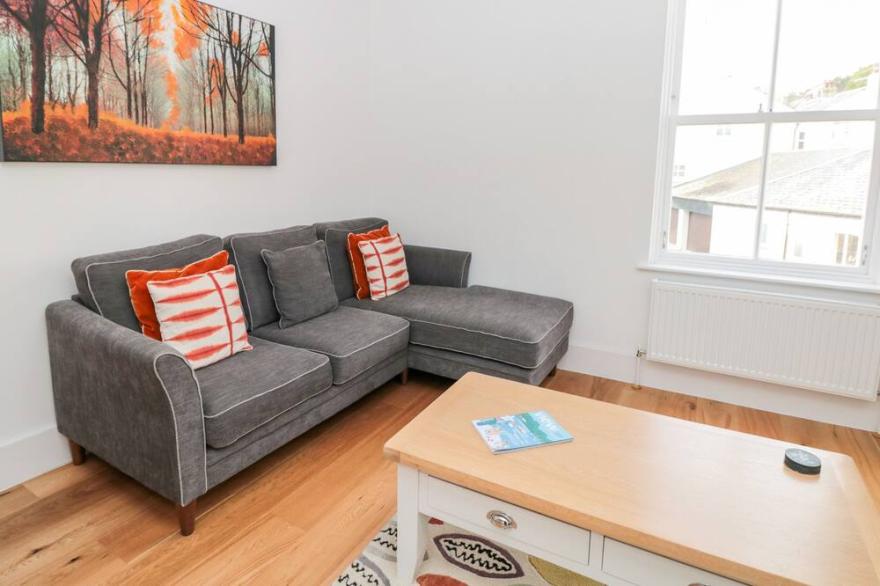 24 FOSS STREET, pet friendly, with a garden in Dartmouth