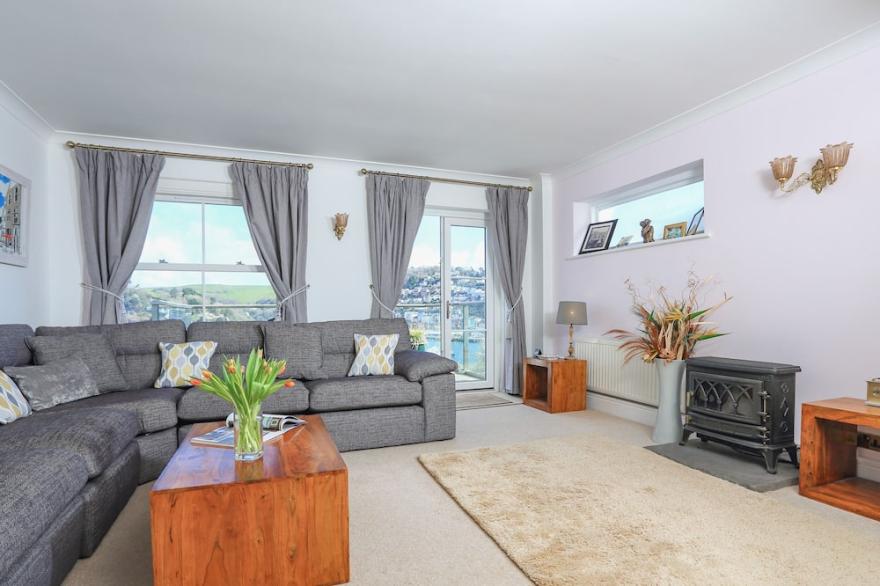 29 ABOVE TOWN, family friendly, with a garden in Dartmouth