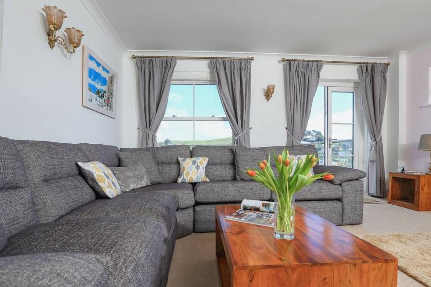29 ABOVE TOWN, family friendly, with a garden in Dartmouth