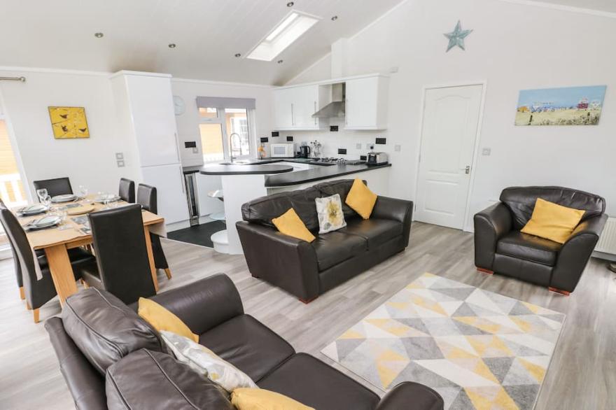 ERISA, pet friendly, with a garden in Wisemans Bridge