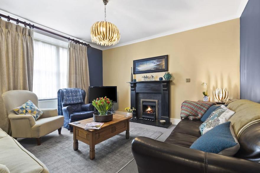 LUXURY 5 STAR HOLIDAY HOME IN ST DAVIDS