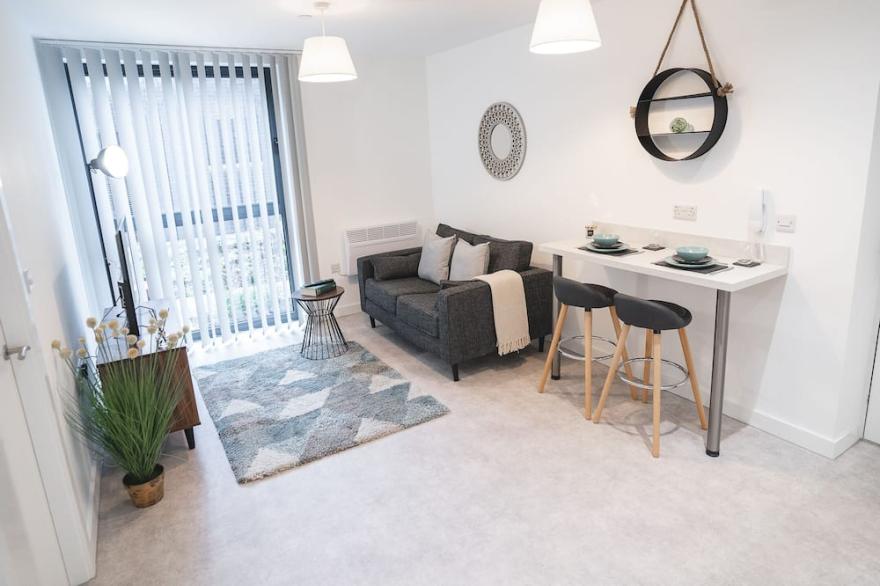 Birtin Works Apartments-Deluxe Room-City Centre