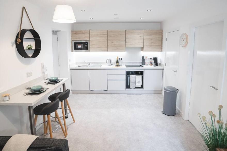 Birtin Works Apartments-Deluxe Room-City Centre