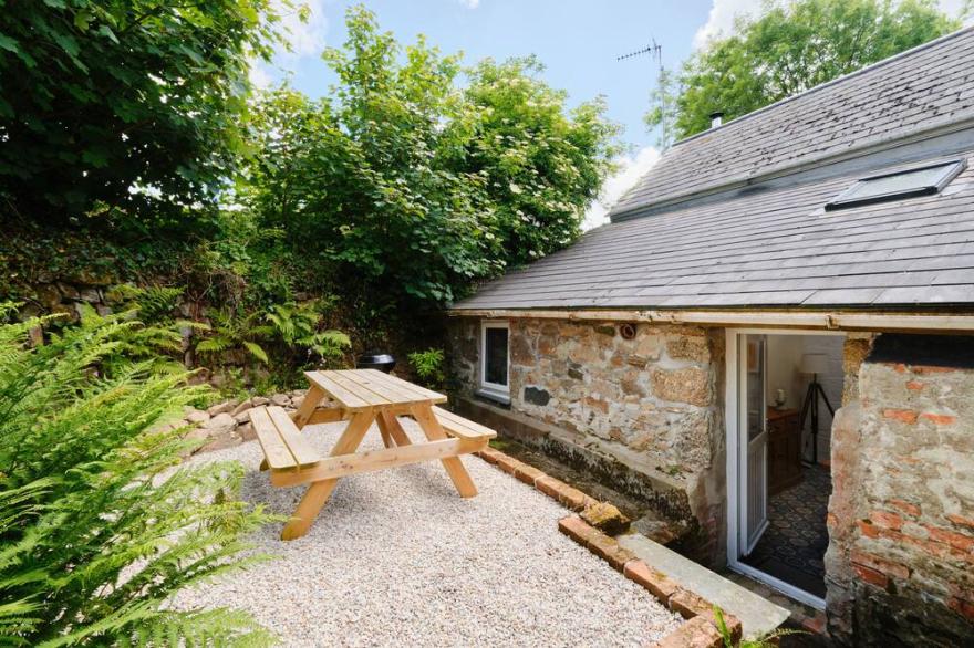 A charming and spacious cottage in rural St Ives