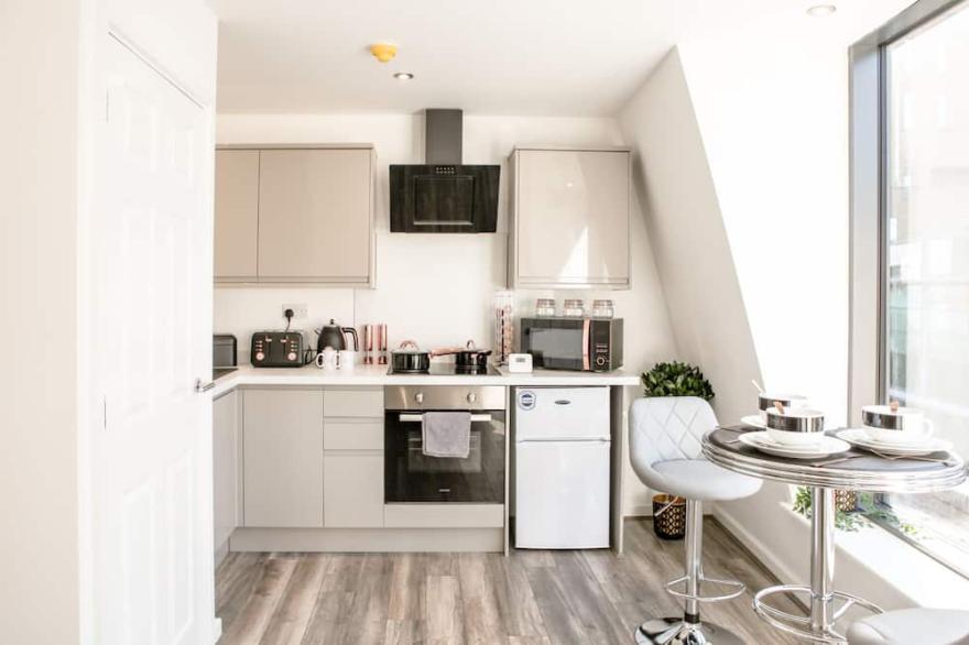 Luxury Penthouse | 2 Bed | 35% OFF WEEKLY