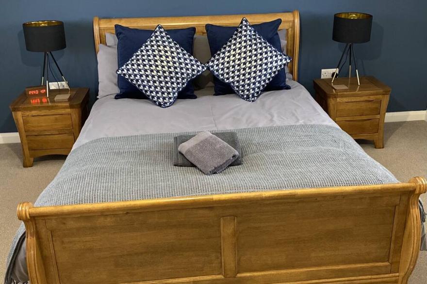 Comfortable modern 1bed house 5 mins from centre