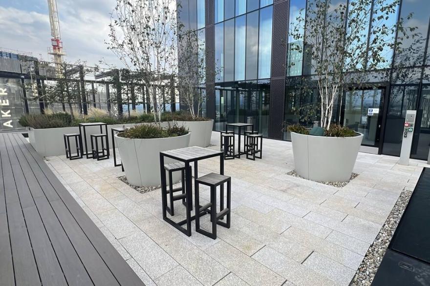 2 Bedroom Apartment Manchester City Centre Deansgate