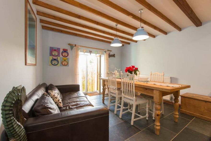Bunny Cottage is an original farm cottage that has been updated to provide a spacious country retrea
