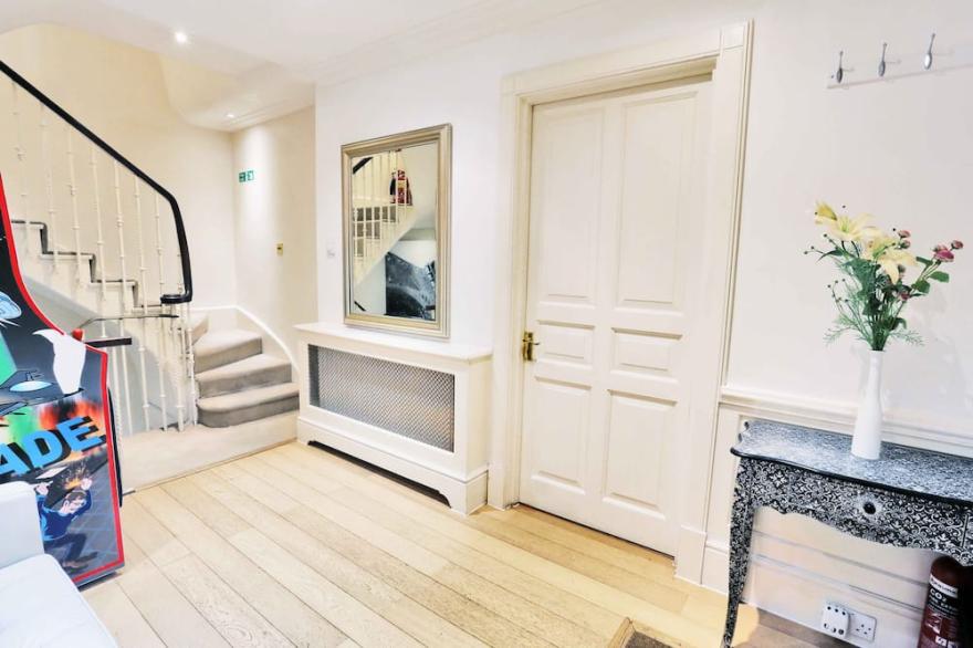 Sophia's Love 11rooms Piccadilly Circus St James TownHouse