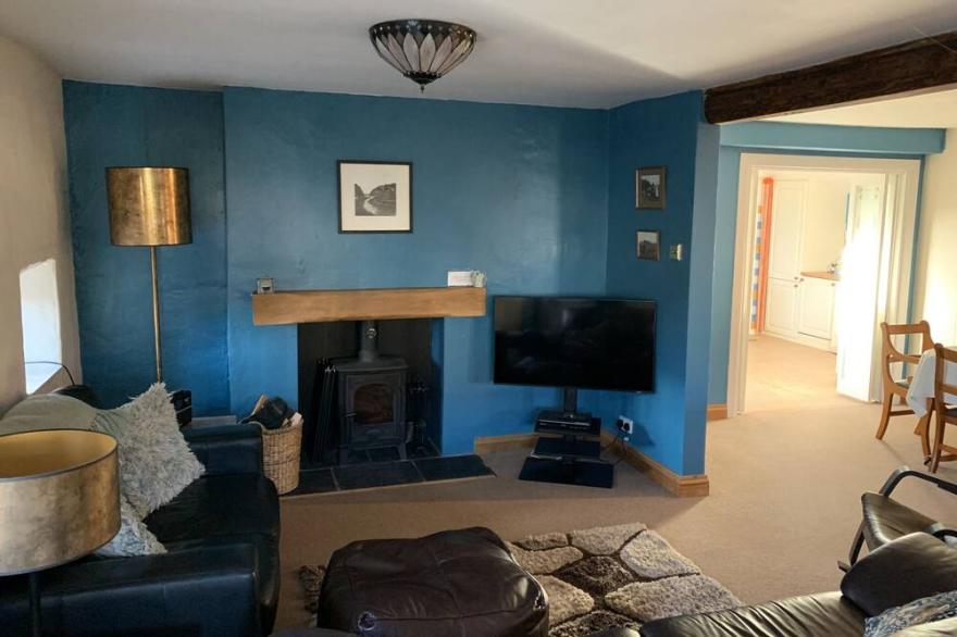 FERN COTTAGE, family friendly, character holiday cottage in Staithes