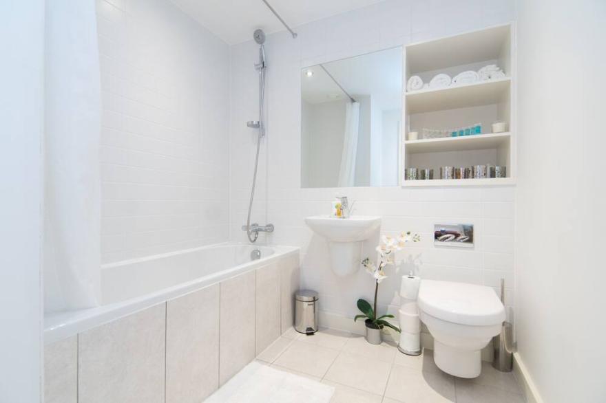 Heart Of Glasgow City Center apartment holiday home