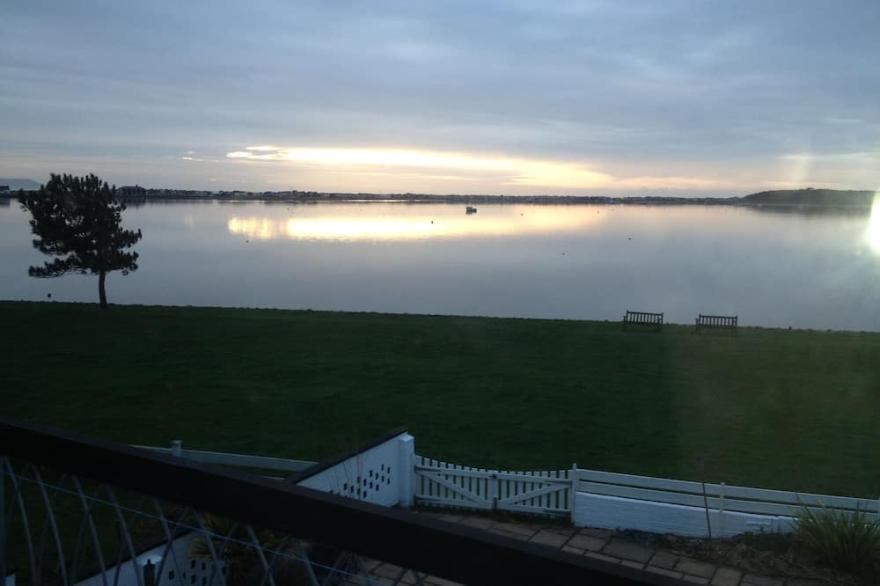 Lovely house by the water in Mudeford