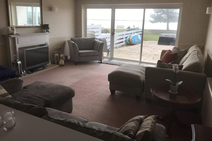 Lovely house by the water in Mudeford