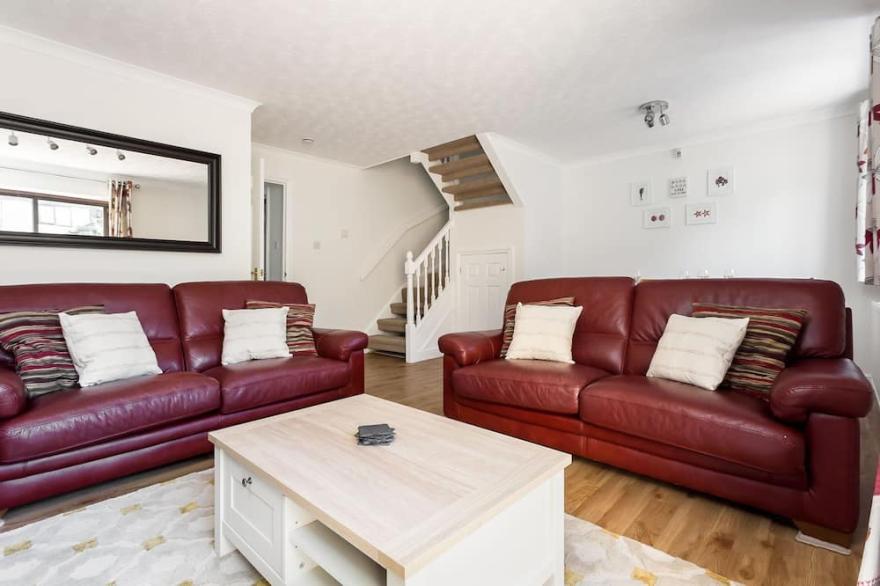 Sanderling -  a house that sleeps 5 guests  in 3 bedrooms