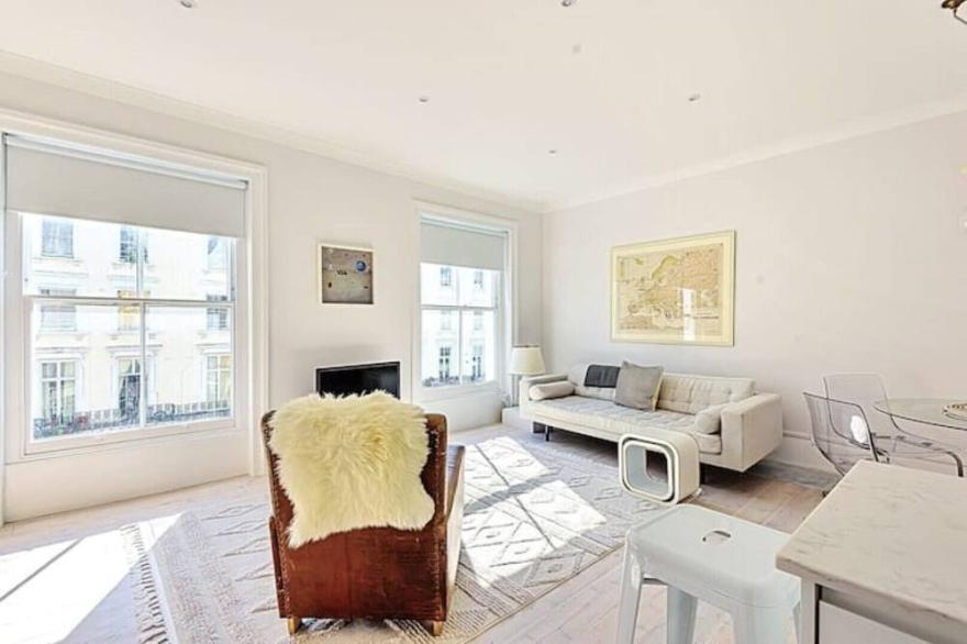 (New) Classically romantic apartment in Notting Hill
