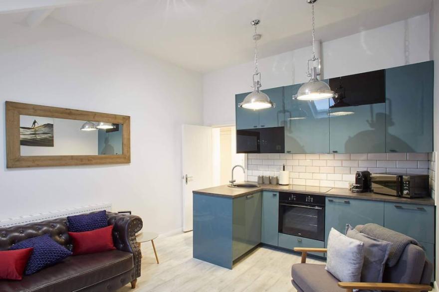 Host & Stay | The Surfer's Loft Apartment