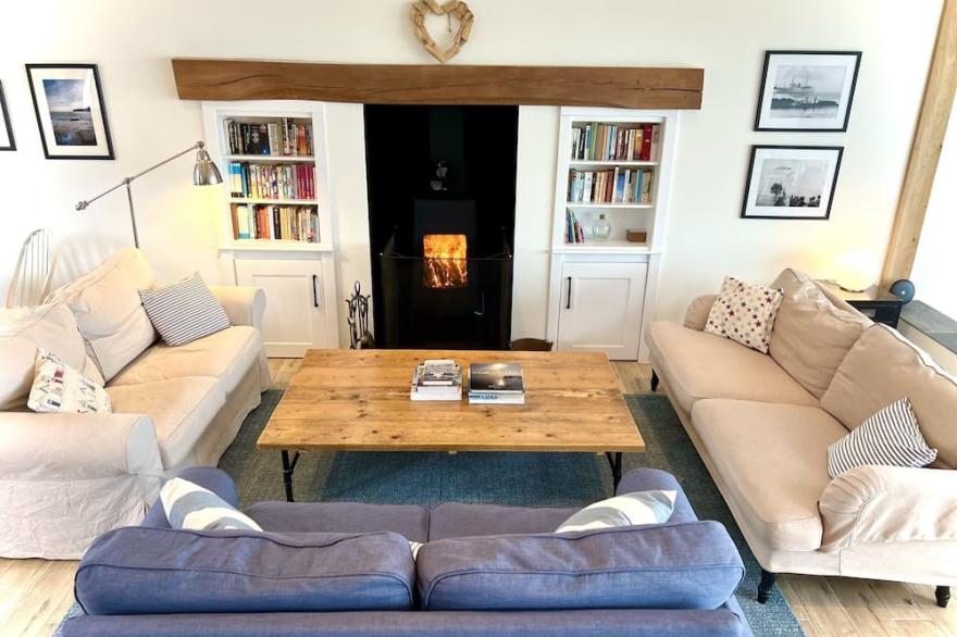Sea Breeze - Stunning 6 bedroom Eco home with Sea Views
