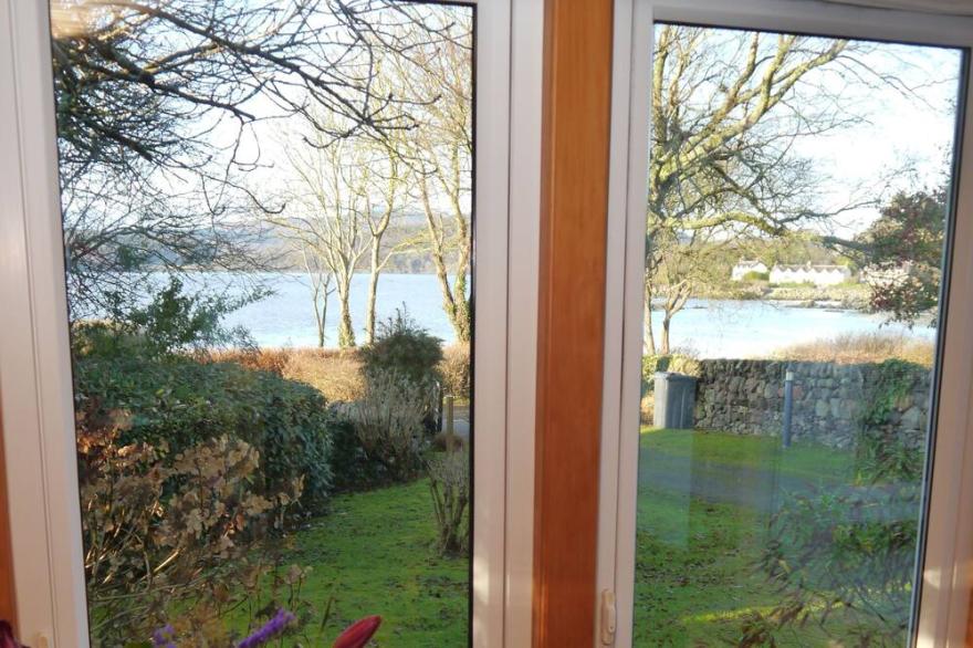 Calluna Cottage -  a cottage that sleeps 7 guests  in 3 bedrooms