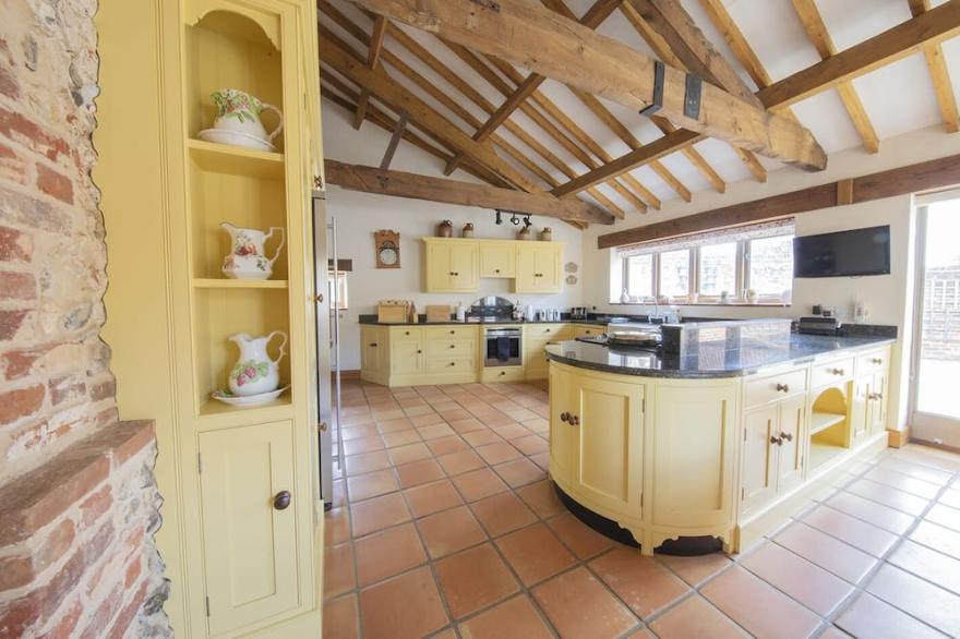 Barn Conversion With Luxury Comfort And Beautiful Peaceful Location