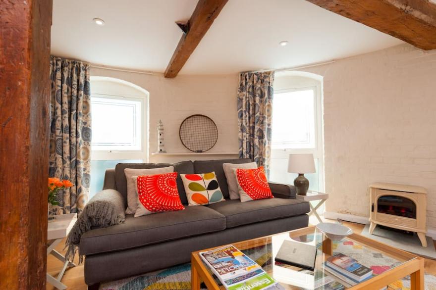 Boutique style luxury accommodation in a  converted Windmill for 2 in Woodbridge