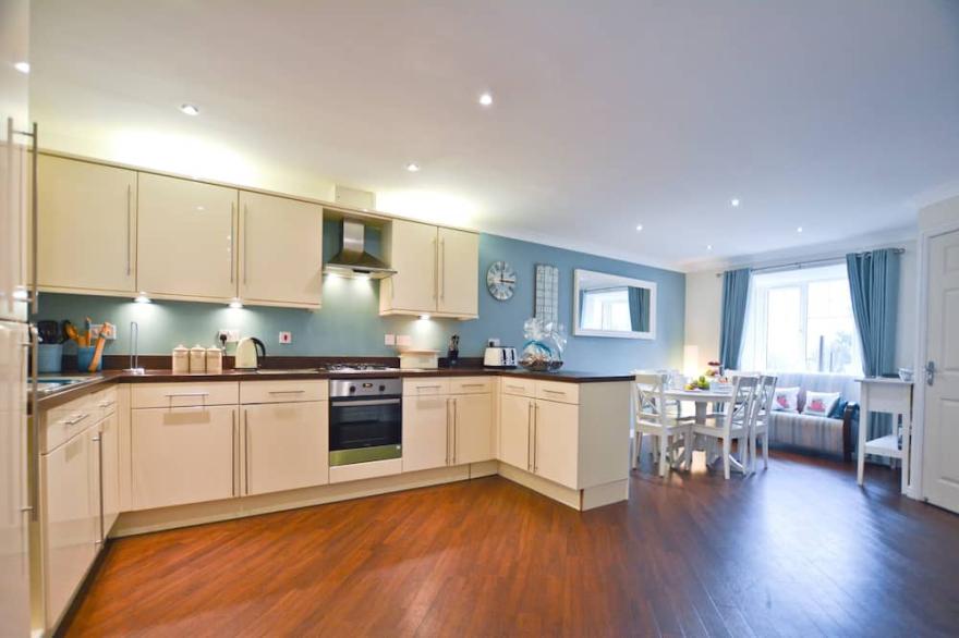 Luxurious and spacious retreat just minutes from stunning beach!