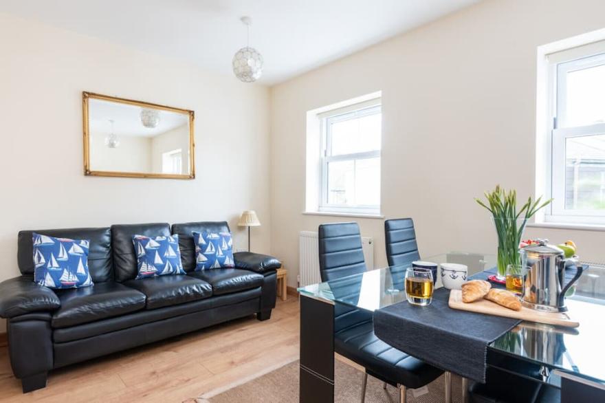 Endeavour is a first floor apartment close to the heart of Falmouth with parking