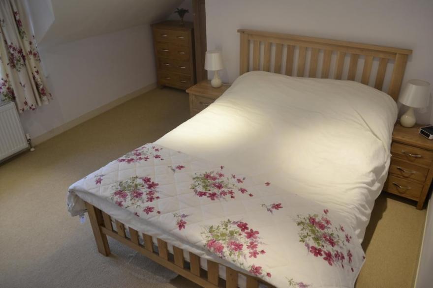 Traditional, self catering holiday cottage in Upper Slaughter, The Cotswolds