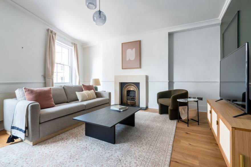Lovely Covent Garden 1BR, nr. Covent Garden Market, by Blueground