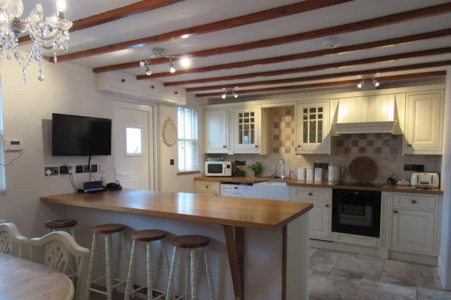 Beautiful 19th Century 3 Bed cottage in the heart of St Teath village