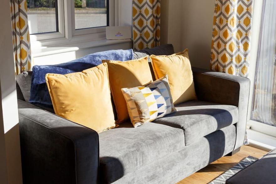 Fantasea -  a house that sleeps 3 guests  in 2 bedrooms