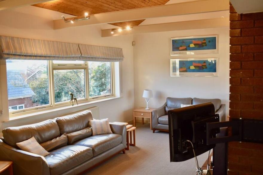Luxury Beachfront House, Spectacular Views Across Old Hunstanton Beach