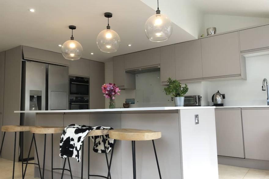 Stylish Devon cottage nr Bantham - ***Last Minute discount for 6-13 August***