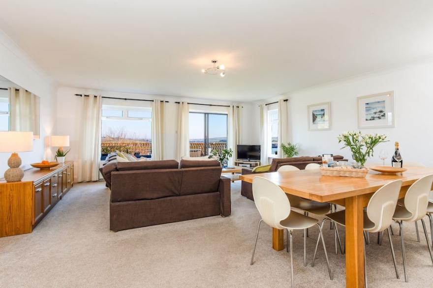 Beau Vista (GF) -  an apartment that sleeps 10 guests  in 4 bedrooms