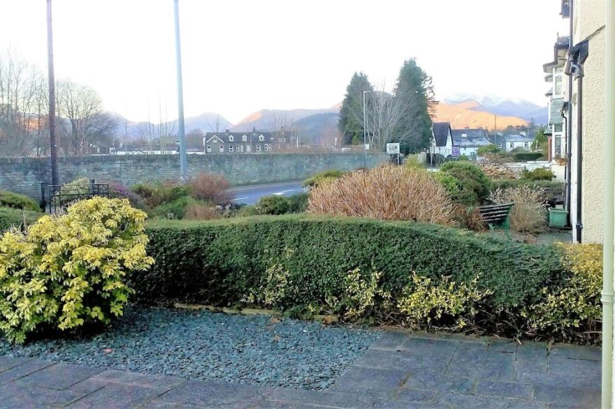 Luxury 4* Gold Award holiday home in Keswick with private parking