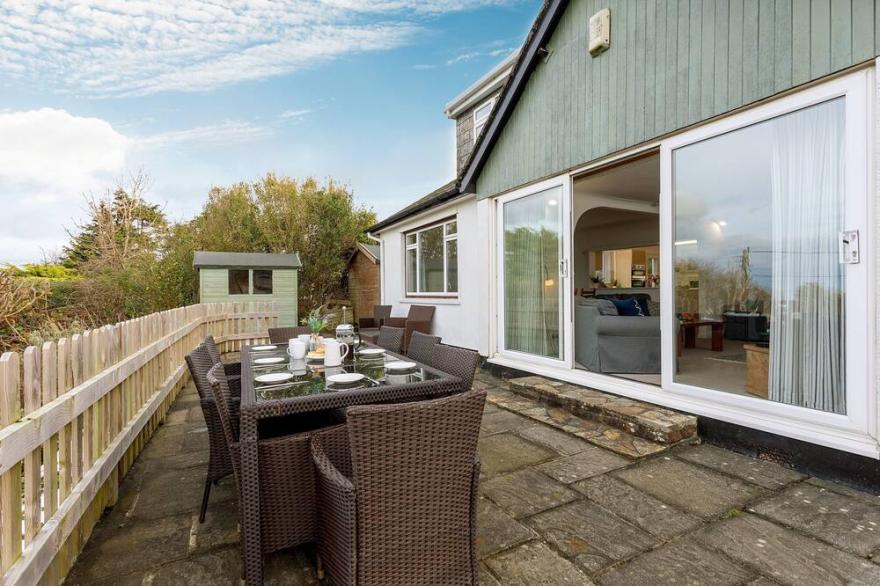 Boskenna -  a large family home that sleeps 10 guests  in 5 bedrooms